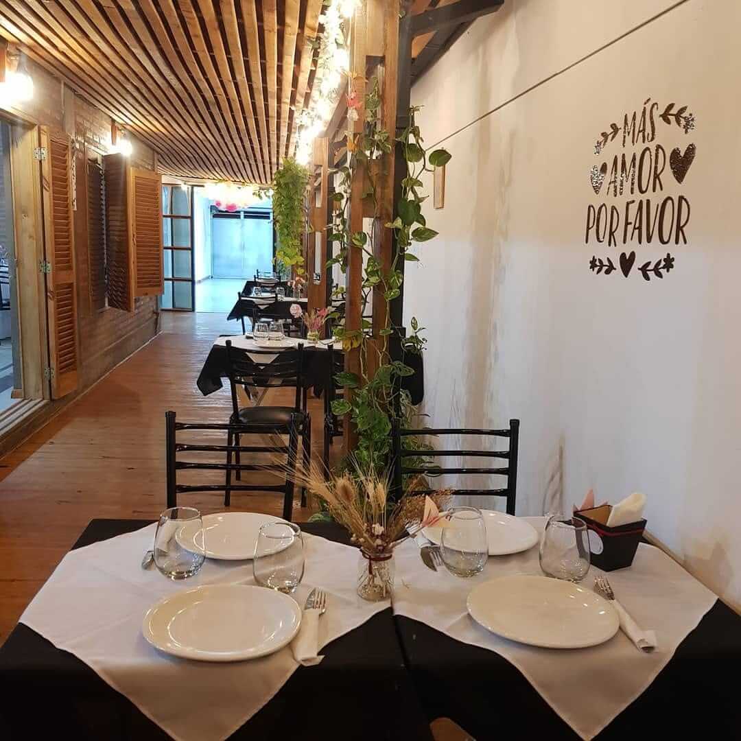 Mesas para cenar con amigos